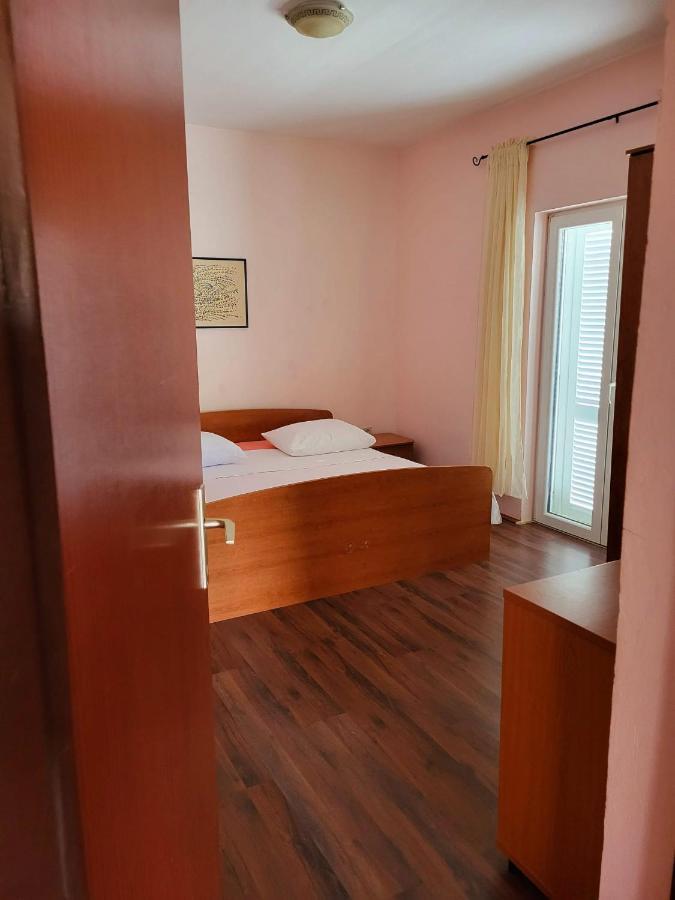 Apartment Raslina Exterior foto